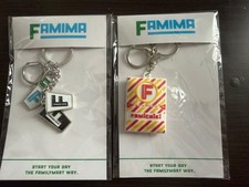 Famima Cafe Famichiki Keychain picture