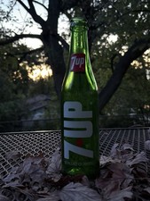 Vintage 7UP Green Glass Soda Bottle – 10oz – Classic 1970s Nice Color picture