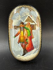 Fedoskino Russian Hand Painted Lacquer Trinket Box Man Woman Winter Scene Signed picture