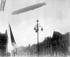 Zeppelin LZ 10 Schwaben over Berlin 1911 Historic Old Photo 1 picture