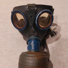 WW2 clf 1944 Gm 38 Wehrmacht Gas Mas with original filter Size 3 picture