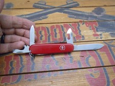 Victorinox Tinker Swiss Army Knife 91mm Red picture