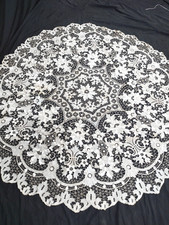 Vintage Handmade Round Needle Lace Tablecloth Exquisite Floral Centerpiece Cover picture