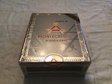 Montecristo Platinum Series Casino ll Cigar Box picture