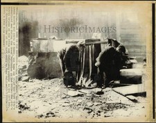 1932 Press Photo A crude shack was home of 15 unemployed men in New York City picture