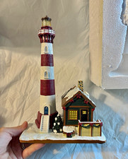 Hawthorne Village Lighthouse & Warming Area 14-00218-013 Lighted Working picture