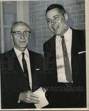 1965 Press Photo Dr. Felix B. Gear with Robert G. Norton at Church Meeting picture