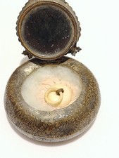 ANTIQUE VICTORIAN / EDWARDIAN ERA  EMBOSSED GILT BRASS COMPACT CASE, POWDER BOX  picture
