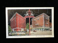 Vintage Heathman Hotel Portland OR Street view Linen Postcard c1944 1c Stamp picture