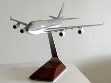 Rare Vintage Space Models London Asiana Airlines Boeing 747-400 (1/200 Scale)  picture