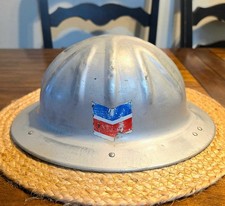 Vintage Standard Oil Company Western Well Service Hard Hat Helmet Los Angeles picture