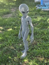 Alien Figure 3ft Tall Halloween Decoration Prop Outdoor In Door READ description picture