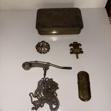 1914 WW1 Princess Mary Brass Tin With Trench Art, British Cap Badges. picture