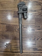 Vintage RARE Shapleighs #24 24” Pipe Wrench Excellent Used Condition BH picture