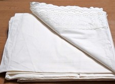 VTG Westpoint Stevens OffWhite Eyelet Lace Scalloped Edge Queen sized Flat Sheet picture