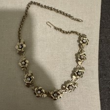 Vintage Mid Century Goldtone Necklace In floral Theme picture