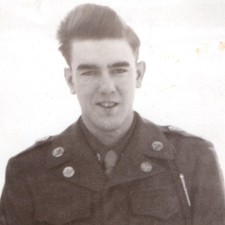 c1940s WWII US Army Soldier Uniform Ike Jacket Snapshot Photo Ernie Insignia Vtg picture