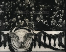 1929 Press Photo Herbert Clark Hoover being inaugurated by Chief Justice Taft picture
