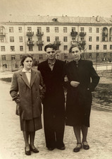 Handsome young man guy & beautiful women girls soviet life ussr vintage photo picture