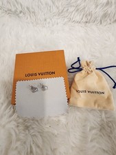 Authentic LOUIS VUITTON Earrings V Logo Silver Tone Metal Stud Earrings France picture