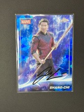Shang-Chi Auto Simu Liu 2025 Topps Chrome Marvel Sapphire #110 photo proof picture