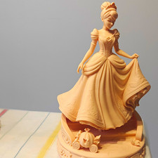 Disney Cinderella Cinderella Figurine Ball Gown Dress with Pumpkin Carriage Base picture
