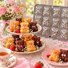 Vintage 1994 Wilton Teddy Bear Mini Cake Pan 12 Cavity Mold 2105-3655 picture
