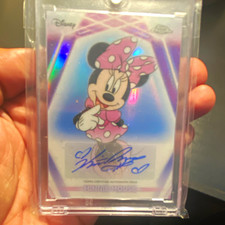 Topps 2026 Disney Neon Chrome Neon Etch Auto Minnie Mouse cna-kr Robrock (chase) picture