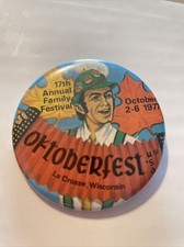 Vintage 17th OKTOBERFEST 1977 La Crosse WI Pinback Button Festival Artist Design picture