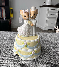 Enesco Charming Tails Musical Bride & Groom Mouse Wedding Cake Figurine picture