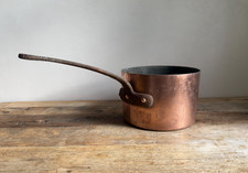 Large Heavy Antique Copper Pan with Beveled Edges and Dovetail - 26.5cm picture