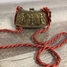 Vintage Small Ornate Metal Brass Purse Clutch Shaped Trinket 3
