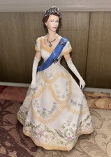 Peter Holland The Diamond Queen Elizabeth Bronte porcelain statue 52/795 Rare picture