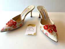 Manolo Blahnik Tan Pointed Toe Heels W/ Floral Embroidery, Size 38 (IT) 8 (US) picture
