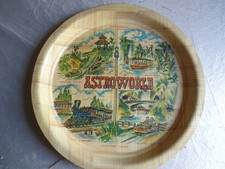 VTG. ASTROWORLD HOUSTON TEXAS AMSUMENT PARK BAMBOO ROUND 13 INCH SOUVENIR TRAY picture