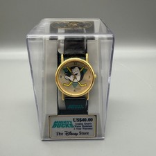 Disney's Mighty Ducks wristwatch In Case analog quartz New Battery Works Great picture