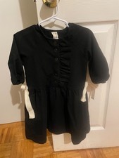 CHLOE NAVY SHORT SLEEVE TOP WITH SCALLOPS ON SLEEVE SIZE S picture