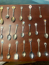 Lot of 35 Assorted collectible flatwear read description  picture
