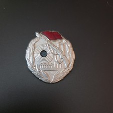 Vintage East German Military Shooting Marksmanship Badge picture