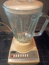 Vintage Hamilton Beach Blender Scovill Model 697-1  14 Speed Almond / Green  picture