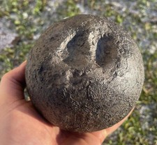 CANNONBALL SOLID WITH IMPACTVINTAGE ANTIQUE 5.6kg(12,5 Lb) 12cm(4.60 inch). picture