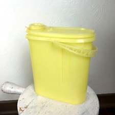 Vintage TUPPERWARE 587 Yellow Store N Pour 2QT Beverage Buddy Handle Lid Pitcher picture