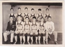 Vintage photo - Dayton (?) Basketball team - Gay interest picture