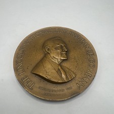 VINTAGE LINCOLN NATIONAL LIFE INSURANCE CO ARTHUR HALL BRASS MEDALLION COIN picture