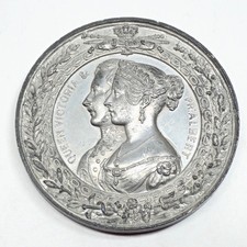 1851 Queen Victoria & Prince Albert Great Exhibition BRITISH Commemorative Medal picture