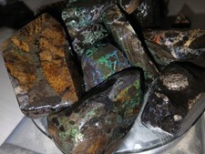 600G Treated Andamooka rainbow matrix opal picture