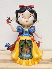 Disney World of Miss Mindy Enesco Light Up Figurine Princess Snow White Diorama picture