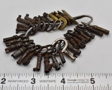 Lot of 30 Antique Small Barrel Keys picture