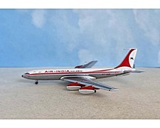 Aeroclassics AC411572 Air India Boeing 707-300 VT-DJK Diecast 1/400 Jet Model picture
