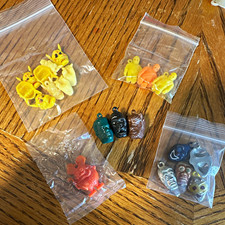 Vintage 1950s-1970s Gumball & Cracker Jack Charms Lot Devil Heads, Topo Gigio picture